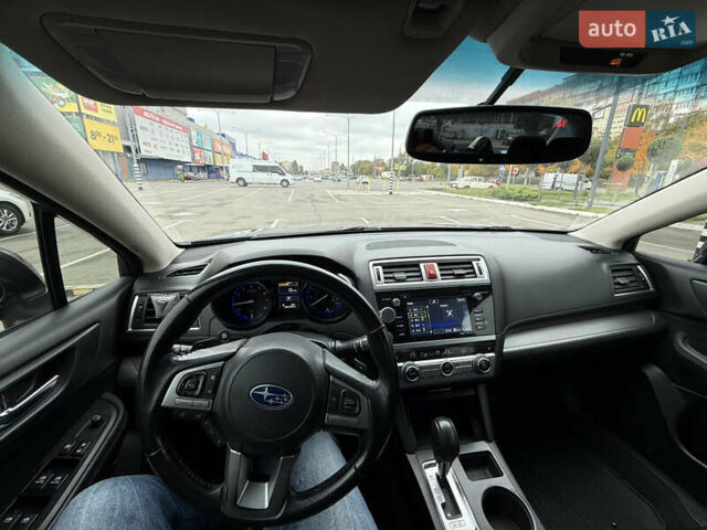 Сірий Субару Легасі, об'ємом двигуна 2.5 л та пробігом 195 тис. км за 12500 $, фото 14 на Automoto.ua