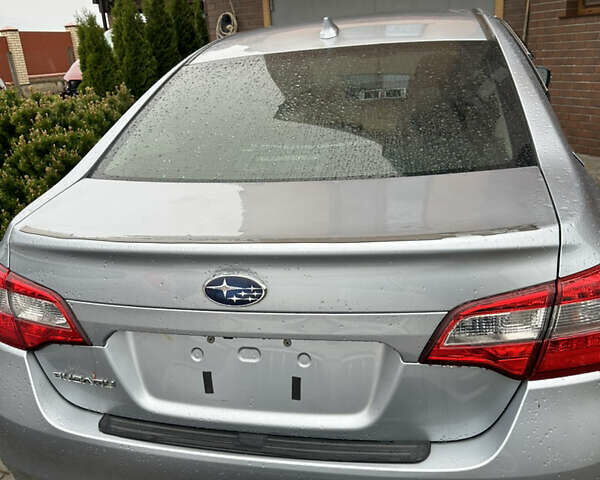 Серый Субару Легаси, объемом двигателя 2.5 л и пробегом 195 тыс. км за 12800 $, фото 9 на Automoto.ua