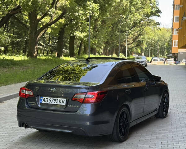 Серый Субару Легаси, объемом двигателя 2.5 л и пробегом 124 тыс. км за 13999 $, фото 3 на Automoto.ua