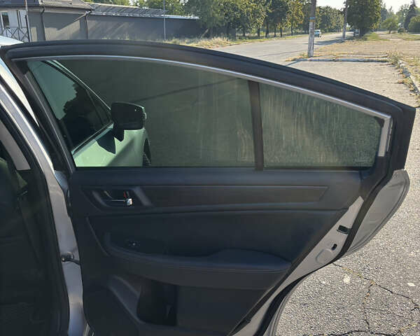 Сірий Субару Легасі, об'ємом двигуна 2.46 л та пробігом 123 тис. км за 12800 $, фото 10 на Automoto.ua