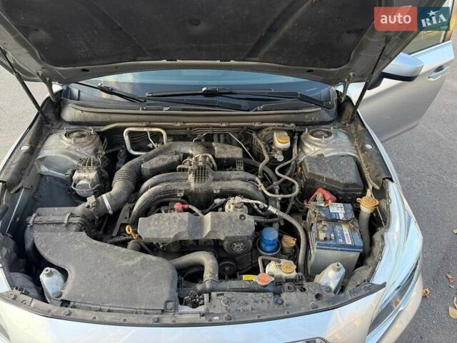Сірий Субару Легасі, об'ємом двигуна 2.5 л та пробігом 220 тис. км за 11000 $, фото 4 на Automoto.ua
