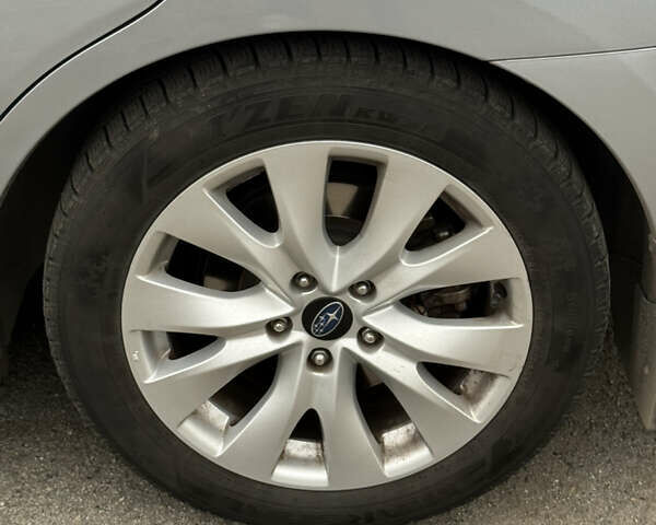 Сірий Субару Легасі, об'ємом двигуна 2.5 л та пробігом 120 тис. км за 9900 $, фото 11 на Automoto.ua