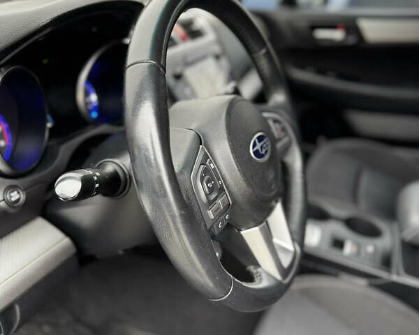 Серый Субару Легаси, объемом двигателя 2.5 л и пробегом 125 тыс. км за 12000 $, фото 9 на Automoto.ua