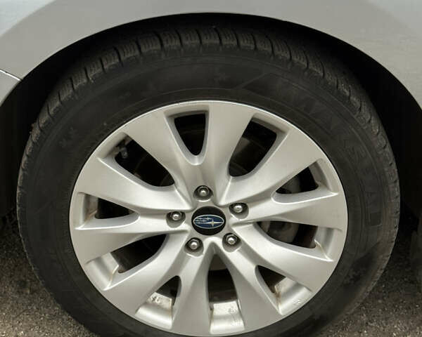 Сірий Субару Легасі, об'ємом двигуна 2.5 л та пробігом 120 тис. км за 9900 $, фото 12 на Automoto.ua