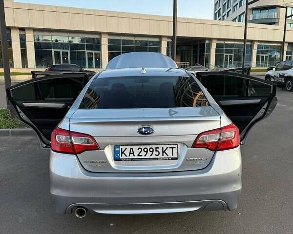 Сірий Субару Легасі, об'ємом двигуна 2.5 л та пробігом 220 тис. км за 11000 $, фото 11 на Automoto.ua