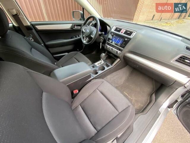 Субару Легаси 2016 в Киеве на Automoto.ua Серый Субару Легаси, объемом двигателя 2.46 л и пробегом 84 тыс. км за 12750 $, фото 12 на Automoto.ua