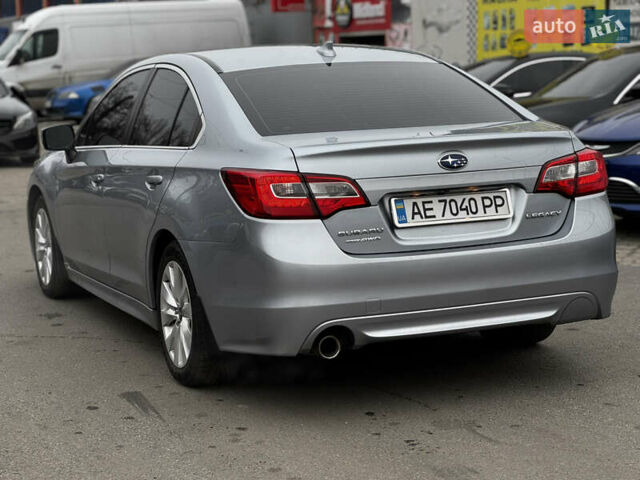 Серый Субару Легаси, объемом двигателя 2.5 л и пробегом 125 тыс. км за 12000 $, фото 5 на Automoto.ua