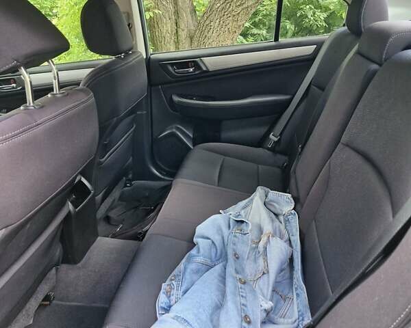 Сірий Субару Легасі, об'ємом двигуна 2.5 л та пробігом 145 тис. км за 11000 $, фото 10 на Automoto.ua