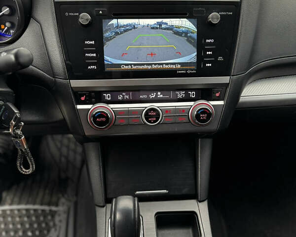 Серый Субару Легаси, объемом двигателя 2.5 л и пробегом 125 тыс. км за 12000 $, фото 12 на Automoto.ua