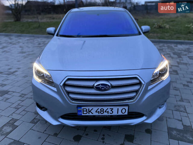 Сірий Субару Легасі, об'ємом двигуна 2.46 л та пробігом 125 тис. км за 12300 $, фото 3 на Automoto.ua