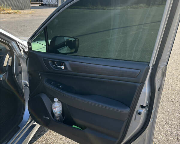 Сірий Субару Легасі, об'ємом двигуна 2.46 л та пробігом 123 тис. км за 12800 $, фото 11 на Automoto.ua