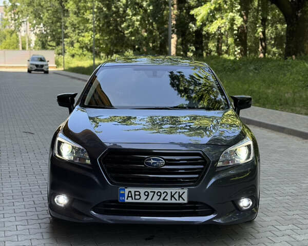Серый Субару Легаси, объемом двигателя 2.5 л и пробегом 124 тыс. км за 13999 $, фото 1 на Automoto.ua