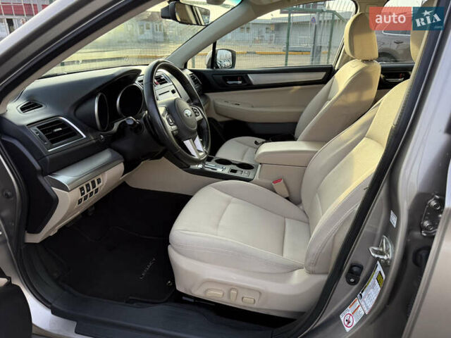 Сірий Субару Легасі, об'ємом двигуна 2.46 л та пробігом 318 тис. км за 11990 $, фото 9 на Automoto.ua