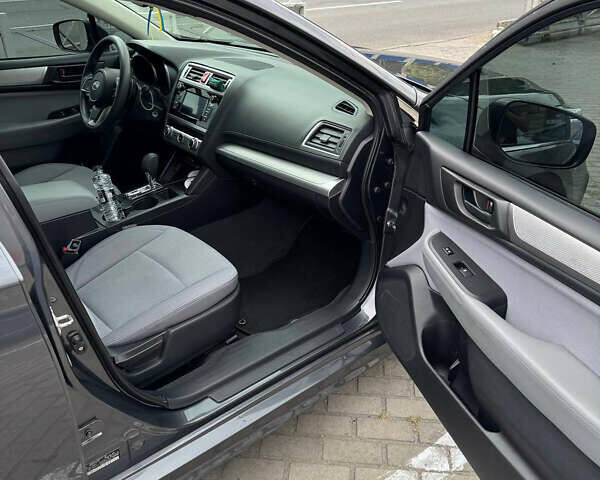Сірий Субару Легасі, об'ємом двигуна 2.5 л та пробігом 50 тис. км за 12700 $, фото 8 на Automoto.ua