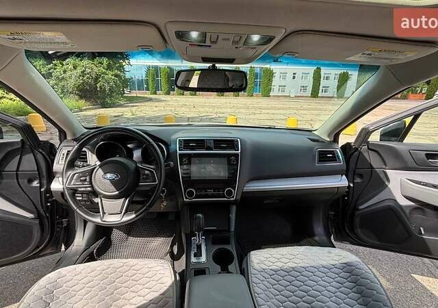 Серый Субару Легаси, объемом двигателя 2.46 л и пробегом 131 тыс. км за 13400 $, фото 11 на Automoto.ua