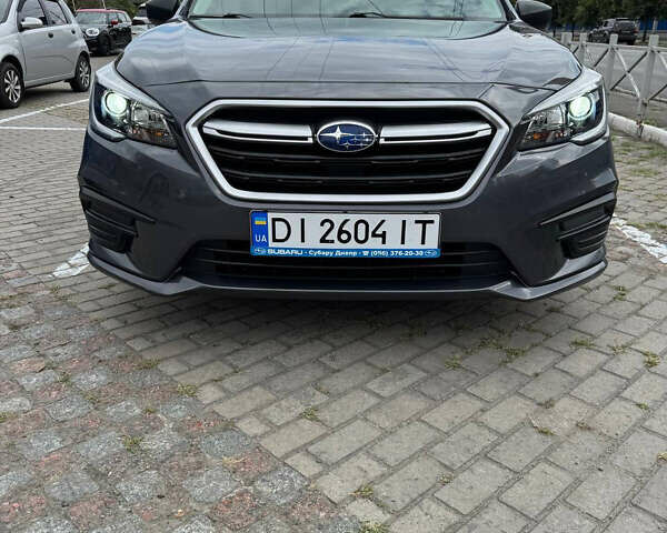 Сірий Субару Легасі, об'ємом двигуна 2.5 л та пробігом 50 тис. км за 12700 $, фото 1 на Automoto.ua