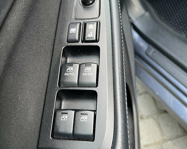 Серый Субару Легаси, объемом двигателя 2.5 л и пробегом 139 тыс. км за 11600 $, фото 12 на Automoto.ua