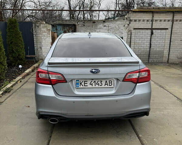 Сірий Субару Легасі, об'ємом двигуна 2.5 л та пробігом 99 тис. км за 15500 $, фото 3 на Automoto.ua