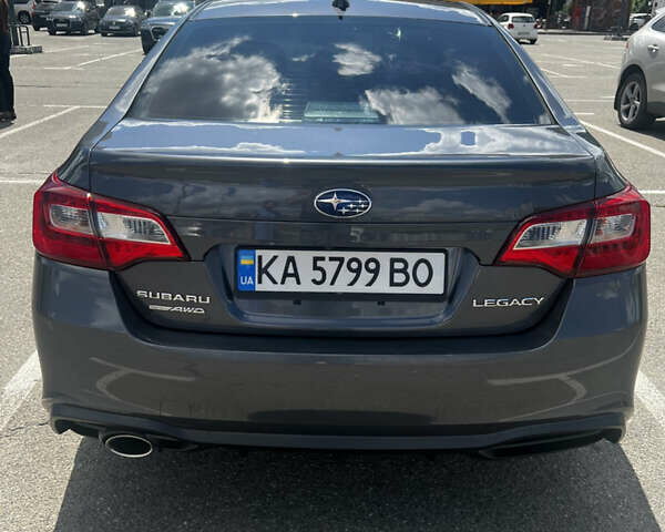 Серый Субару Легаси, объемом двигателя 2.5 л и пробегом 93 тыс. км за 15300 $, фото 6 на Automoto.ua