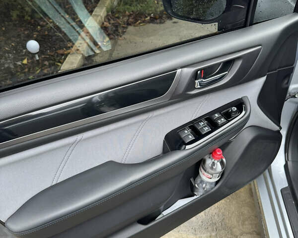 Сірий Субару Легасі, об'ємом двигуна 2.5 л та пробігом 99 тис. км за 15500 $, фото 6 на Automoto.ua