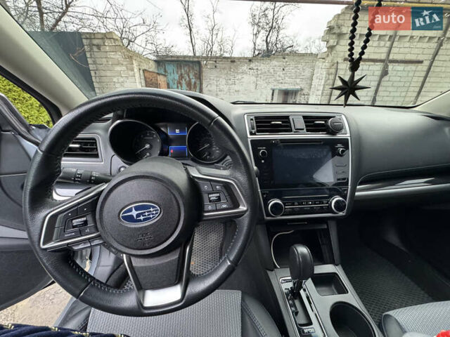 Сірий Субару Легасі, об'ємом двигуна 2.5 л та пробігом 99 тис. км за 15500 $, фото 7 на Automoto.ua
