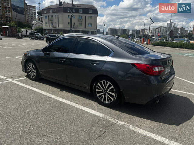 Серый Субару Легаси, объемом двигателя 2.5 л и пробегом 93 тыс. км за 15300 $, фото 5 на Automoto.ua