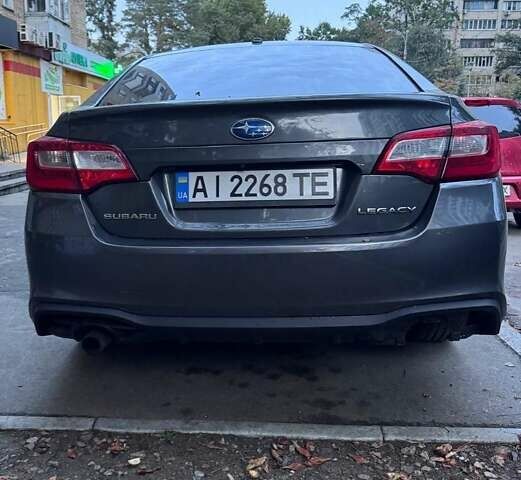 Сірий Субару Легасі, об'ємом двигуна 2.46 л та пробігом 199 тис. км за 13000 $, фото 1 на Automoto.ua