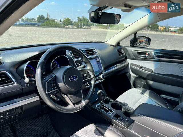 Серый Субару Легаси, объемом двигателя 2.5 л и пробегом 70 тыс. км за 15800 $, фото 11 на Automoto.ua