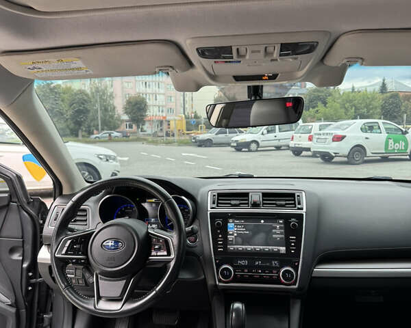 Сірий Субару Легасі, об'ємом двигуна 2.5 л та пробігом 200 тис. км за 9500 $, фото 8 на Automoto.ua