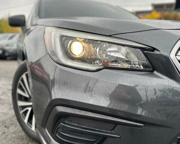 Субару Легасі 2019 у Буче на Automoto.ua Сірий Субару Легасі, об'ємом двигуна 2.5 л та пробігом 65 тис. км за 13999 $, фото 2 на Automoto.ua