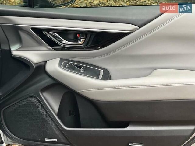 Сірий Субару Легасі, об'ємом двигуна 2.5 л та пробігом 137 тис. км за 18990 $, фото 13 на Automoto.ua