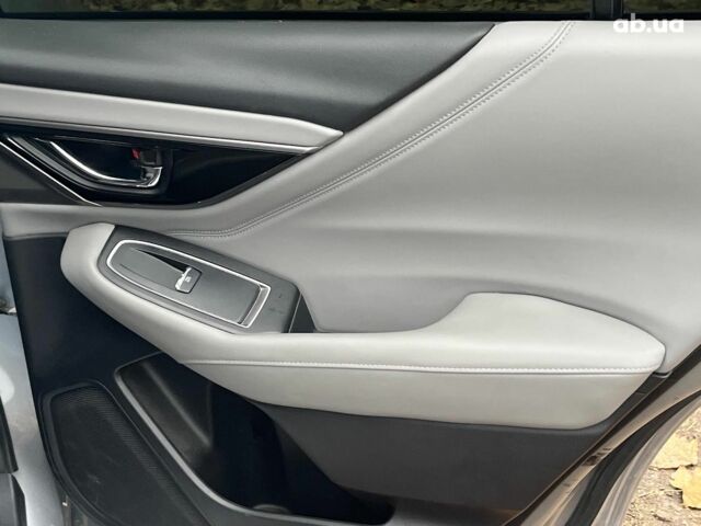 Сірий Субару Легасі, об'ємом двигуна 2.5 л та пробігом 137 тис. км за 18990 $, фото 20 на Automoto.ua