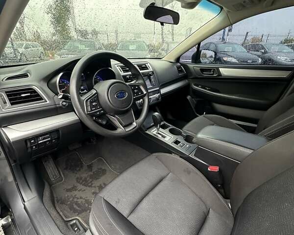 Субару Легасі 2019 у Буче на Automoto.ua Сірий Субару Легасі, об'ємом двигуна 2.5 л та пробігом 65 тис. км за 13999 $, фото 27 на Automoto.ua