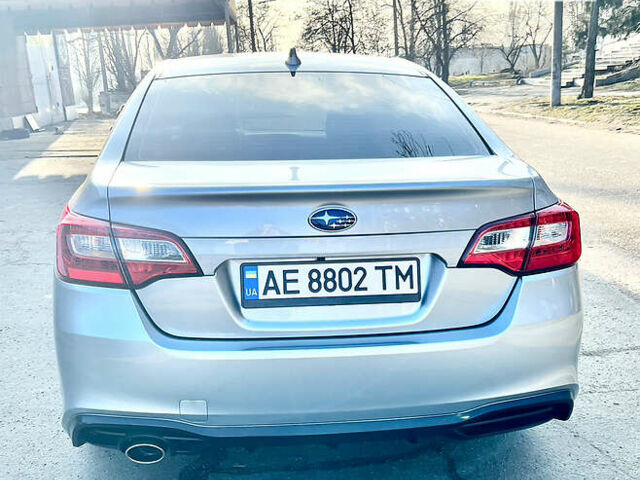 Сірий Субару Легасі, об'ємом двигуна 2.5 л та пробігом 27 тис. км за 16200 $, фото 5 на Automoto.ua