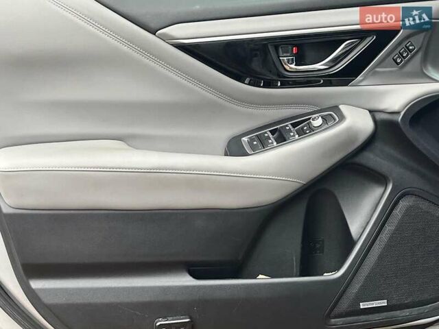 Сірий Субару Легасі, об'ємом двигуна 2.5 л та пробігом 137 тис. км за 18990 $, фото 28 на Automoto.ua