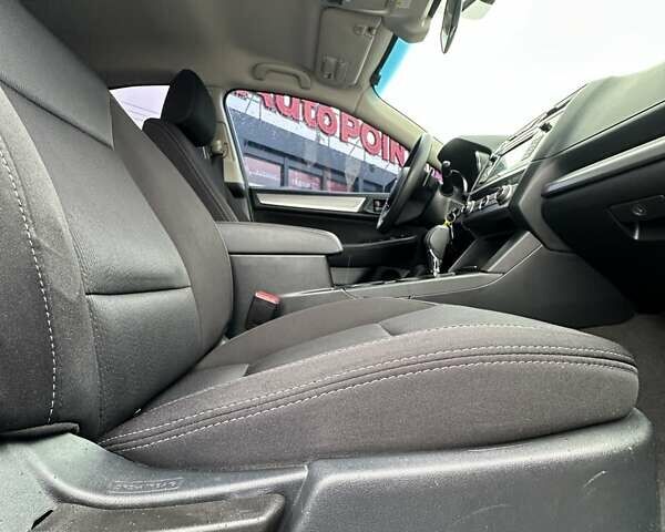 Субару Легасі 2019 у Буче на Automoto.ua Сірий Субару Легасі, об'ємом двигуна 2.5 л та пробігом 65 тис. км за 13999 $, фото 30 на Automoto.ua