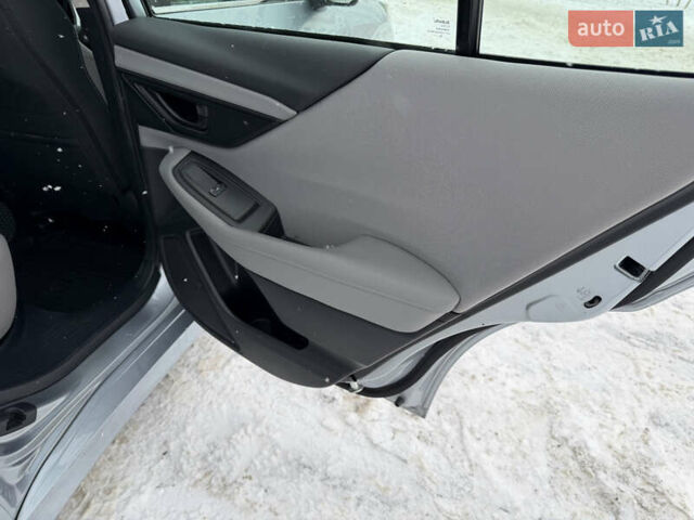 Серый Субару Легаси, объемом двигателя 2.5 л и пробегом 33 тыс. км за 17999 $, фото 61 на Automoto.ua