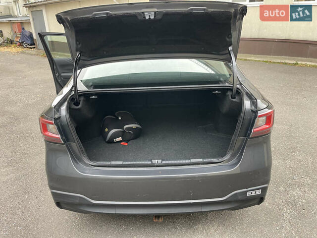 Серый Субару Легаси, объемом двигателя 2.5 л и пробегом 65 тыс. км за 18300 $, фото 18 на Automoto.ua