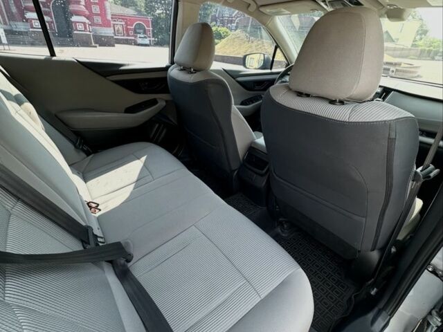 Серый Субару Легаси, объемом двигателя 2.5 л и пробегом 90 тыс. км за 14999 $, фото 10 на Automoto.ua