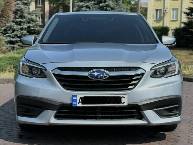 Серый Субару Легаси, объемом двигателя 2.5 л и пробегом 90 тыс. км за 14999 $, фото 1 на Automoto.ua