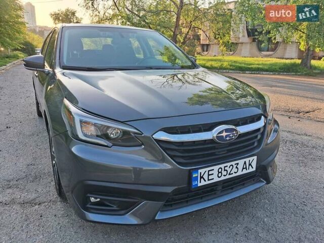 Серый Субару Легаси, объемом двигателя 2.5 л и пробегом 89 тыс. км за 16900 $, фото 2 на Automoto.ua
