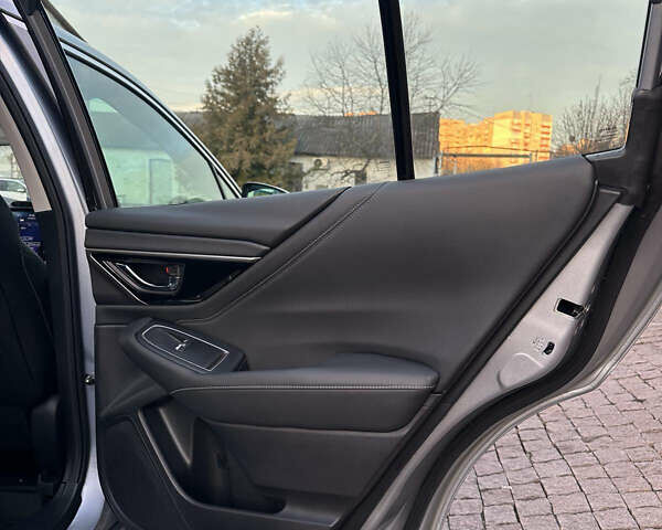 Серый Субару Легаси, объемом двигателя 2.5 л и пробегом 80 тыс. км за 18300 $, фото 14 на Automoto.ua