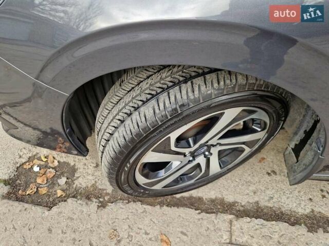 Сірий Субару Легасі, об'ємом двигуна 2.4 л та пробігом 114 тис. км за 19999 $, фото 10 на Automoto.ua