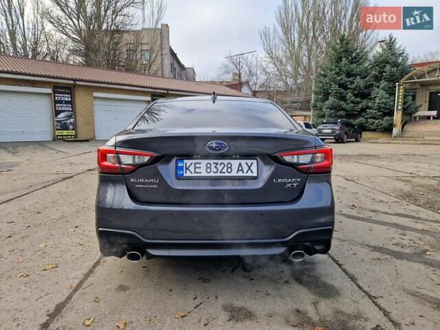 Сірий Субару Легасі, об'ємом двигуна 2.4 л та пробігом 114 тис. км за 19999 $, фото 4 на Automoto.ua