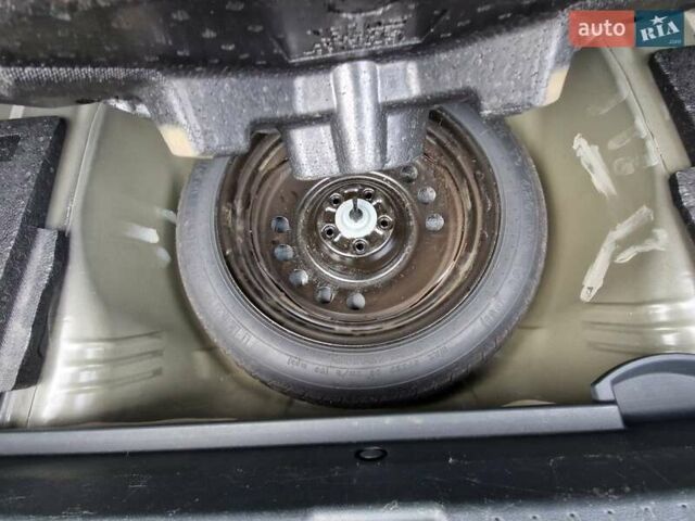 Сірий Субару Легасі, об'ємом двигуна 2.4 л та пробігом 114 тис. км за 19999 $, фото 39 на Automoto.ua