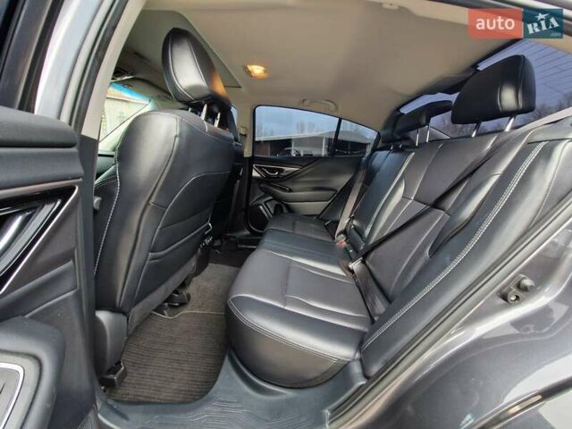 Сірий Субару Легасі, об'ємом двигуна 2.4 л та пробігом 114 тис. км за 19999 $, фото 23 на Automoto.ua