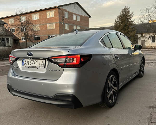 Серый Субару Легаси, объемом двигателя 2.5 л и пробегом 80 тыс. км за 18300 $, фото 3 на Automoto.ua