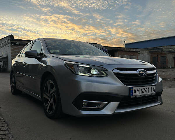 Серый Субару Легаси, объемом двигателя 2.5 л и пробегом 80 тыс. км за 18300 $, фото 2 на Automoto.ua