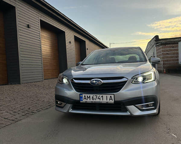 Серый Субару Легаси, объемом двигателя 2.5 л и пробегом 80 тыс. км за 18300 $, фото 4 на Automoto.ua