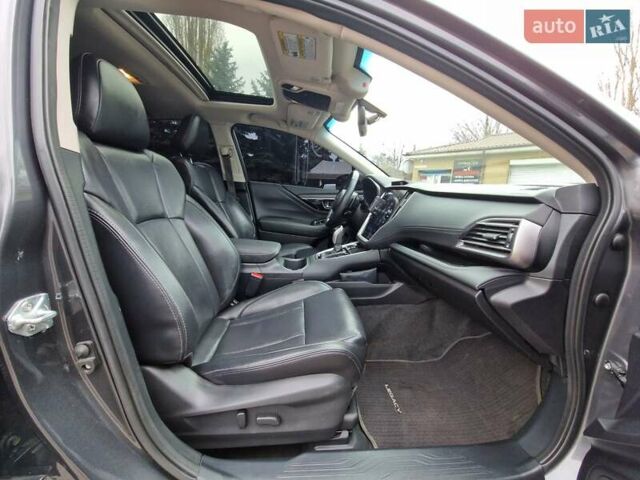 Сірий Субару Легасі, об'ємом двигуна 2.4 л та пробігом 114 тис. км за 19999 $, фото 33 на Automoto.ua